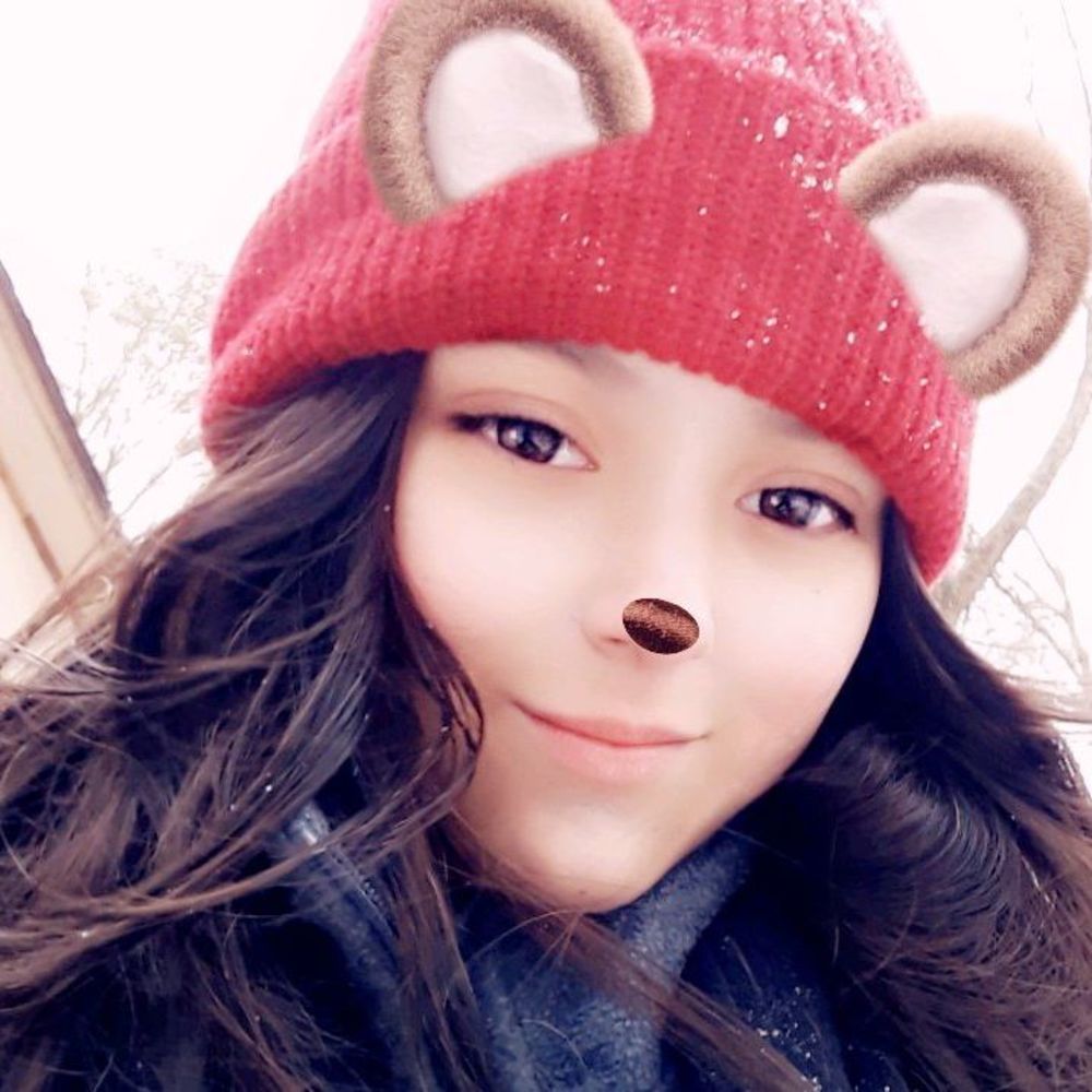 Meet your Posher, Andrea